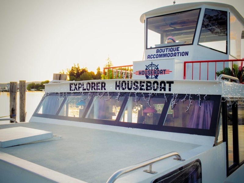 The Houseboat - Taupo Explorer
